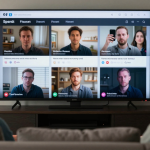 Cómo el multitasking afecta la inmersión en películas online